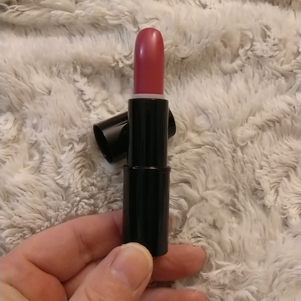 Lancome Color Design Lipstick Full Sized Sample in "Wannabe Cream"